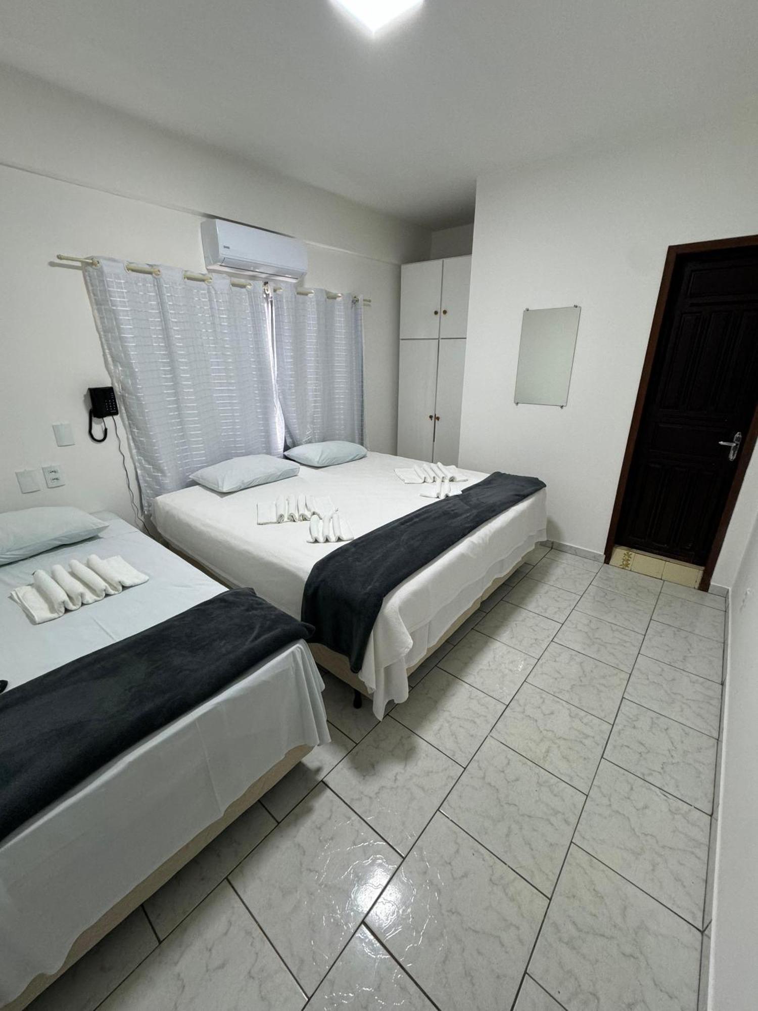 Hotel 15 De Julho Фос ду Игуасу Екстериор снимка