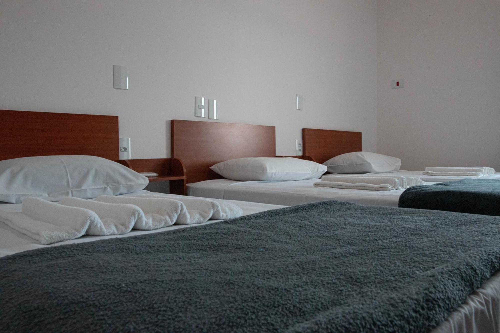 Hotel 15 De Julho Фос ду Игуасу Екстериор снимка